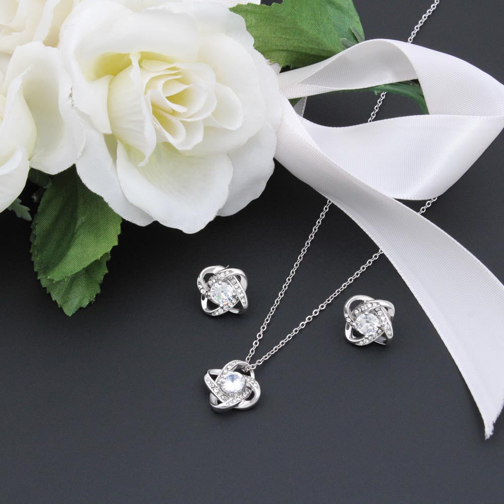 Best Mom Ever Love Knot Earring & Necklace Set
